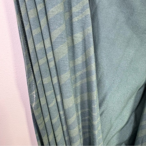 Smash + Tess Green Zebra Print Wrap Midi Dress with Pockets Size 3XL/4XL - Picture 6 of 9